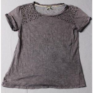 Gimmicks By BKE Stud Embellishment Lace Back Distressed Gray T Shirt  Size M